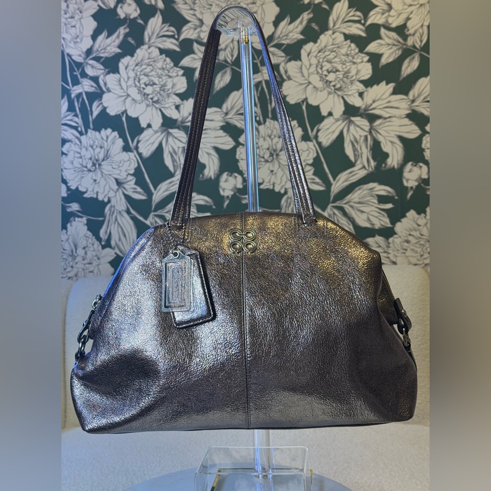 🤑Coach Authentic Shimmering Silver Shoulder Bag, RARE